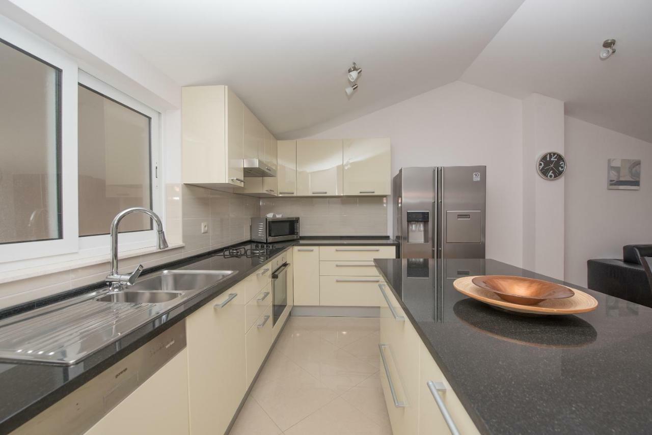 Apartments Naja Makarska Ngoại thất bức ảnh