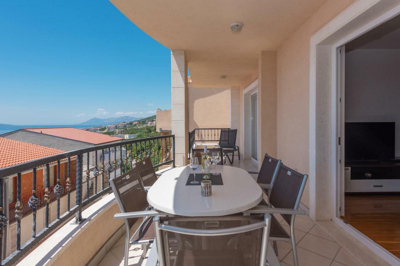 Apartments Naja Makarska Ngoại thất bức ảnh