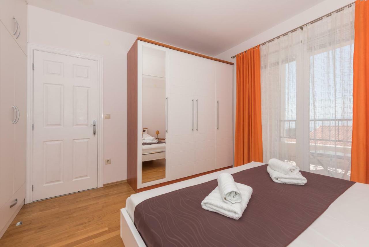 Apartments Naja Makarska Ngoại thất bức ảnh