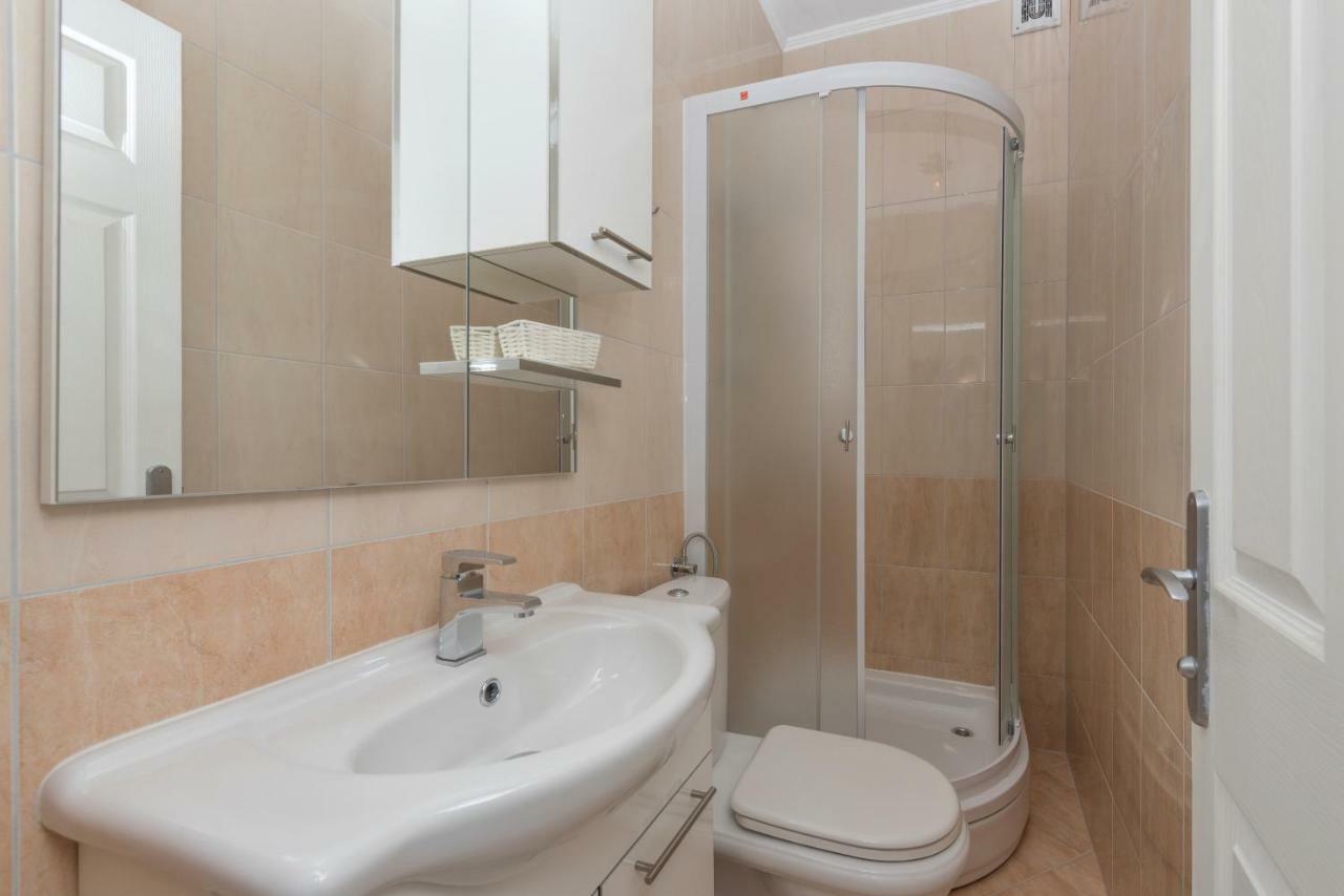Apartments Naja Makarska Ngoại thất bức ảnh
