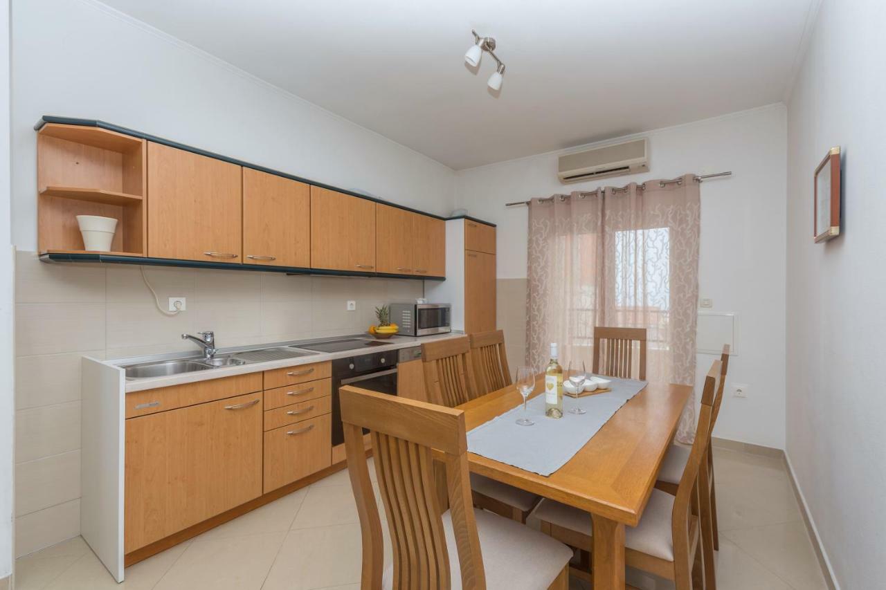 Apartments Naja Makarska Ngoại thất bức ảnh